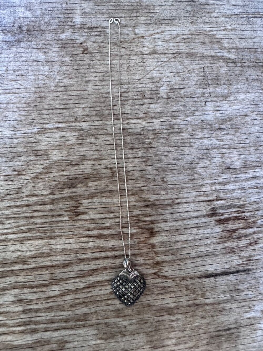 925 Sterling Silver Marcasite Heart Pendant Necklace Box Chain 7.71g - Picture 2 of 6